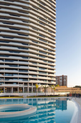 Exterior con piscina del Edificio Residencial Benidorm Beach 
