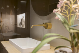 Detalle grifería vivienda Bitácoras, El Campello (Alicante) 