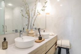 Baño detalle piso Piloto Benidorm (Alicante) 