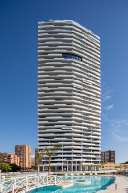 Edificio piso Piloto Benidorm (Alicante) 