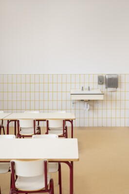 Detalle mobiliario comedor CEIP El Castillo, Monóvar (Alicante) 